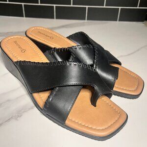 BareTraps Black Wedge Sandals Slip On Comfort Shoes Size 11